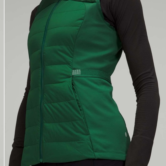 NWT Lululemon Down For It Vest Everglade Green Size 2 - Picture 14 of 16